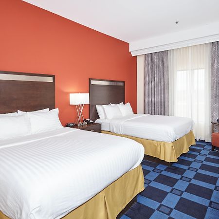 Holiday Inn Express And Suites Columbia University Area By Ihg Exterior foto