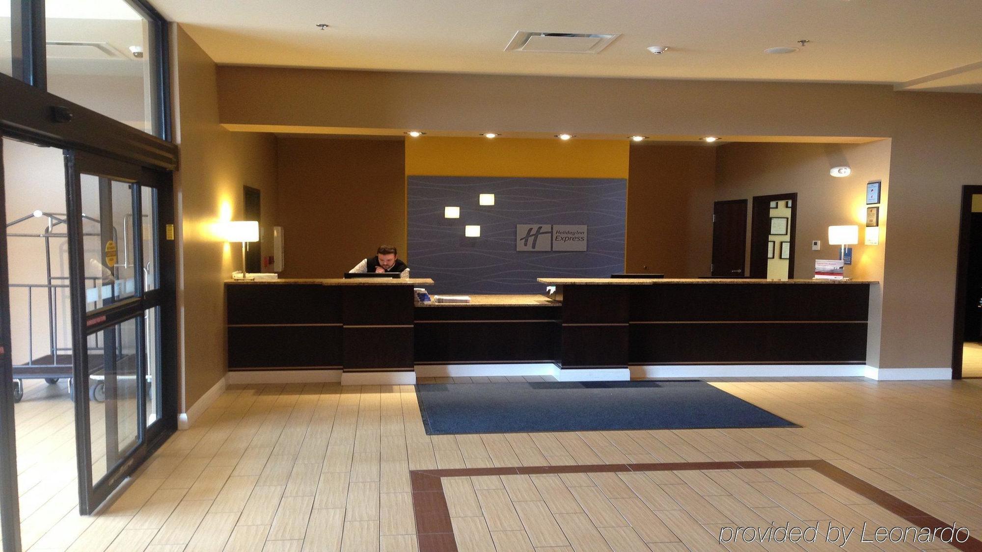 Holiday Inn Express And Suites Columbia University Area By Ihg Exterior foto